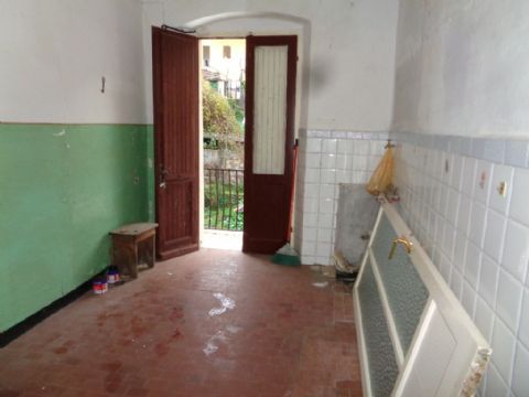 BIASSA BILOCALE E CANTINA rif. 1398